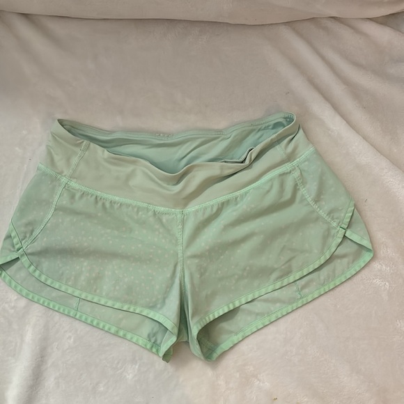 Lululemon, size 6 - Picture 2 of 2